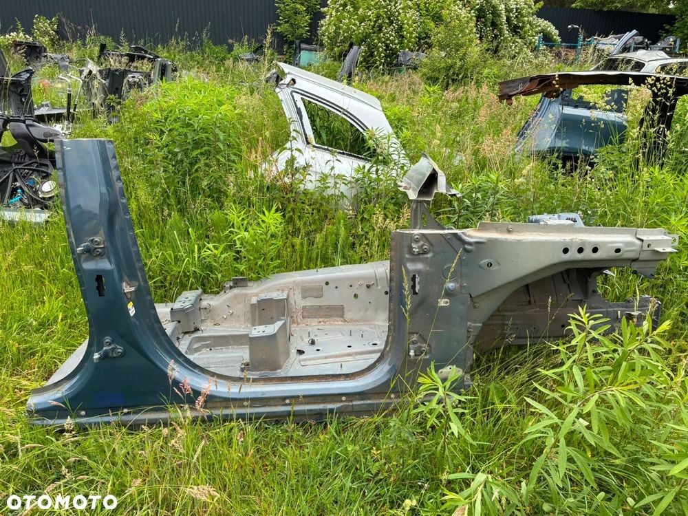 ĆWIARTKA PRÓG SŁUPEK FARTUCH PODŁUŻNICA PRAWA STRONA LAND ROVER DEFENDER L633 - 2