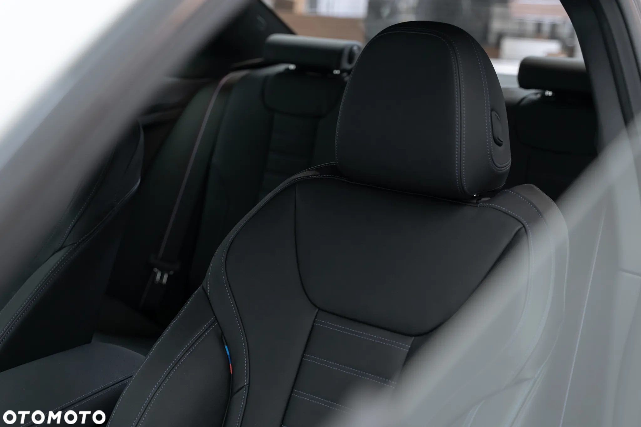 BMW Seria 2 218i M Sport - 24