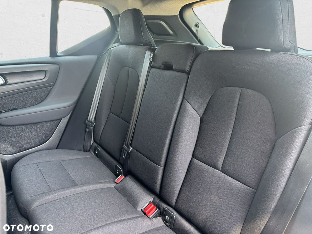 Volvo XC 40 - 23