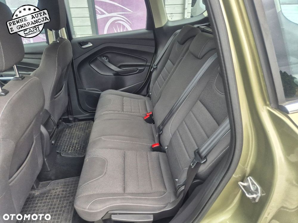 Ford Kuga - 13