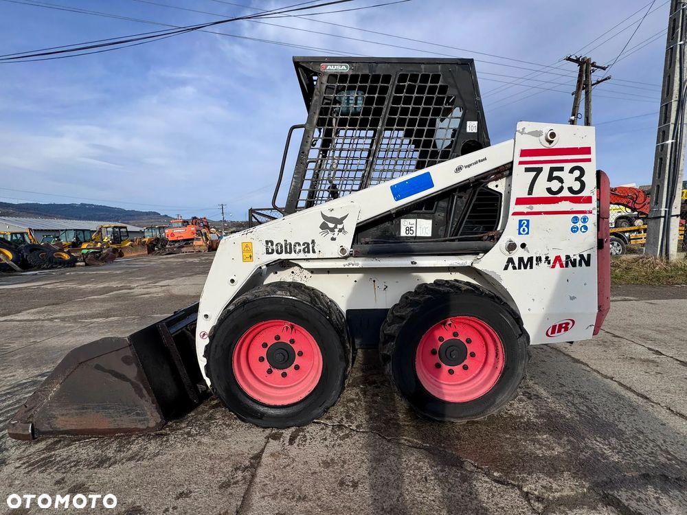 Bobcat 753* MINIŁADOWARKA BOBCAT 753** ŁADOWARKA BOBCAT 753** - 8