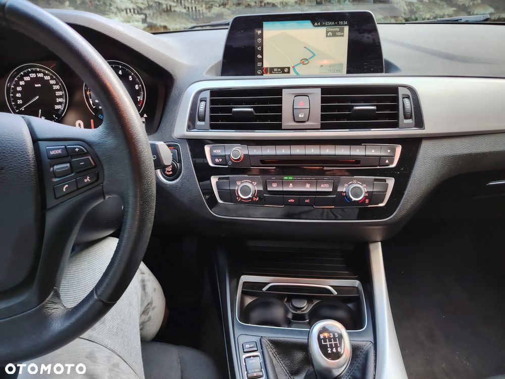 BMW Seria 1 116i Sport Line - 11