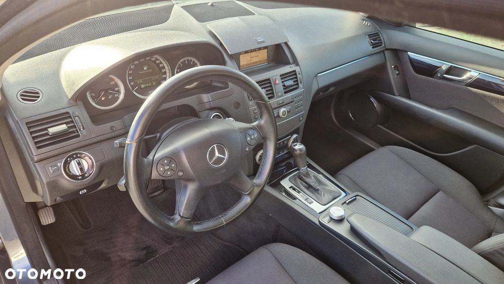 Mercedes-Benz Klasa C 180 Kompressor Automatik BlueEFFICIENCY - 14