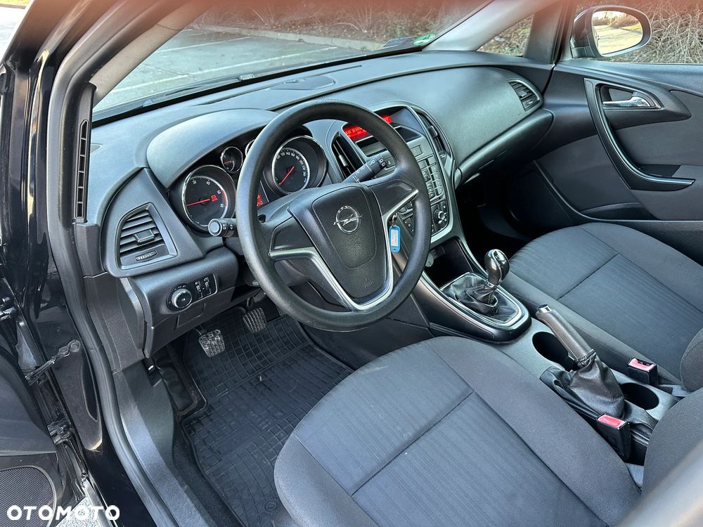 Opel Astra 1.7 CDTI DPF - 11