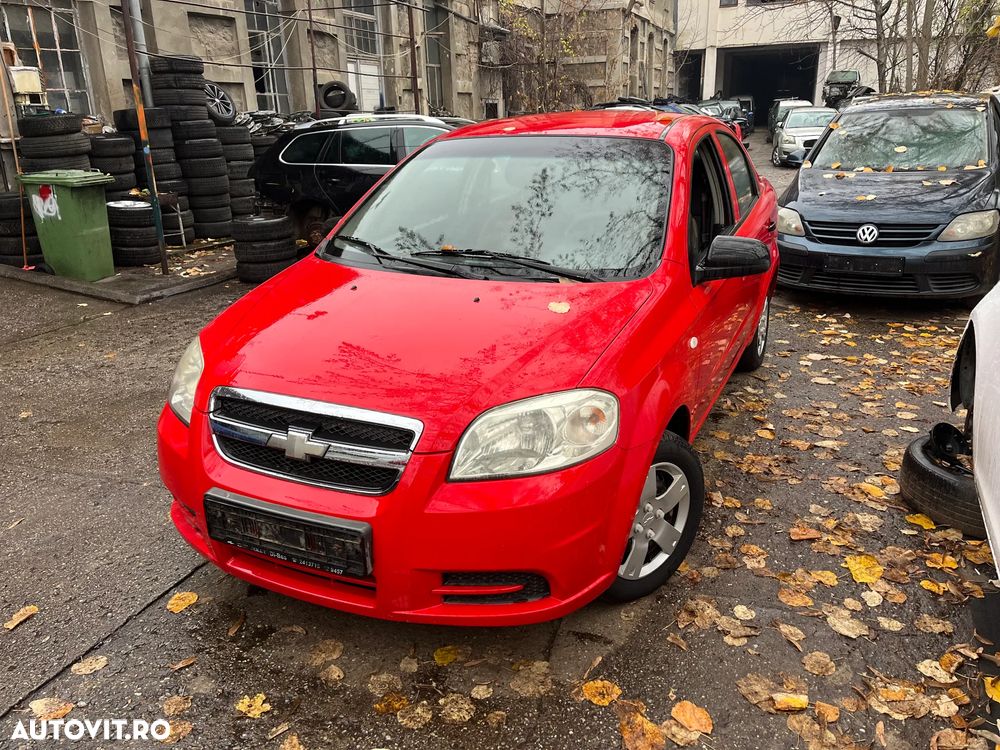 Dezmembrez Chevrolet Aveo 2008 rosu 1,2 benzina