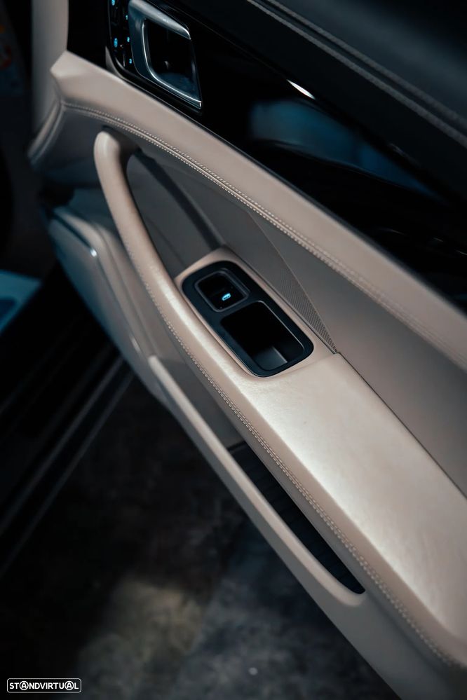 Porsche Panamera Sport Turismo - 9