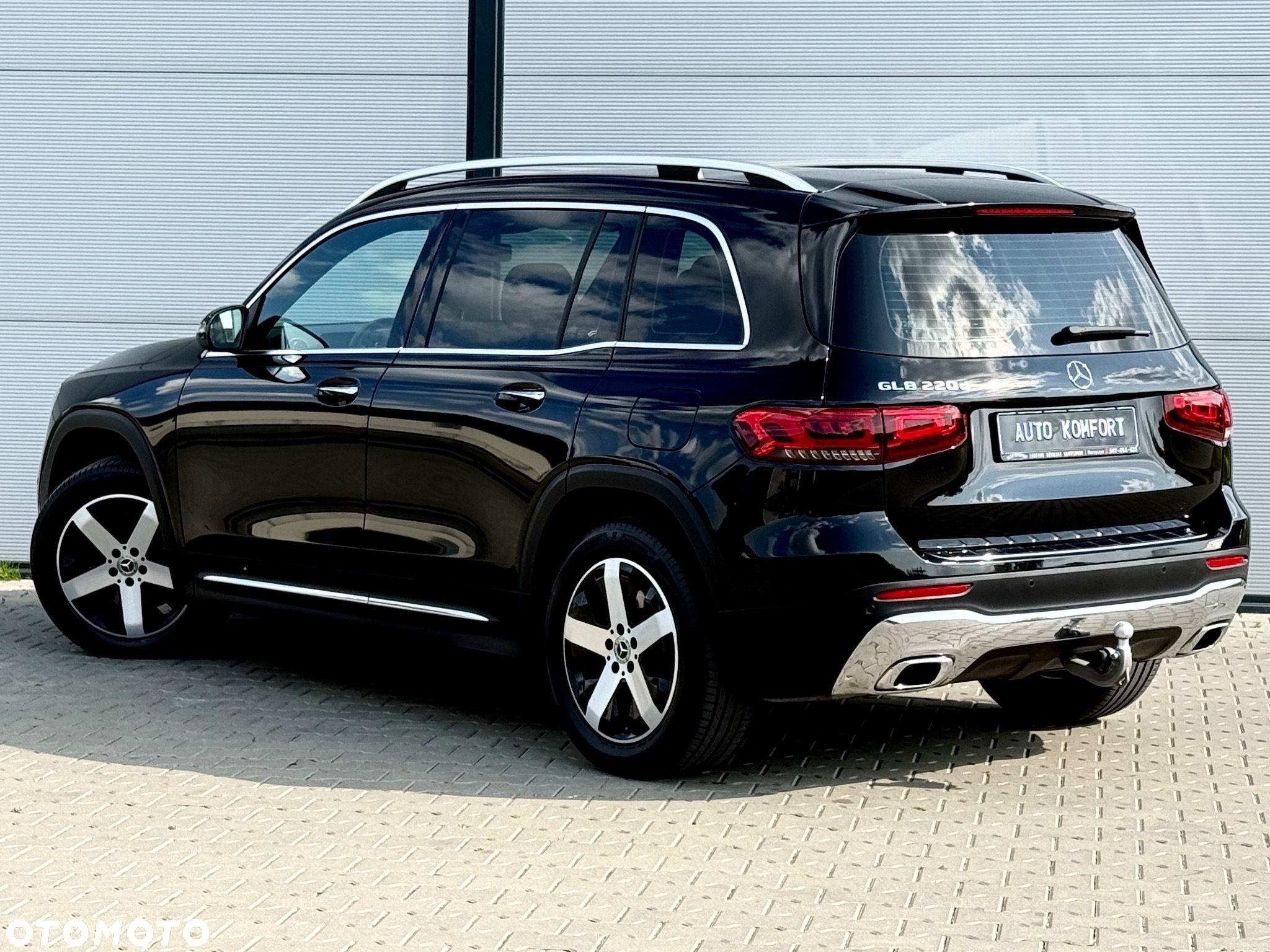 Mercedes-Benz GLB 220 d AMG Line 8G-DCT - 16