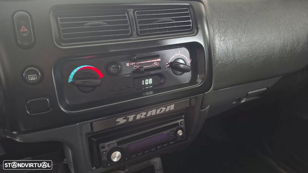 Mitsubishi L200 2.5 TD Strada CD - 28