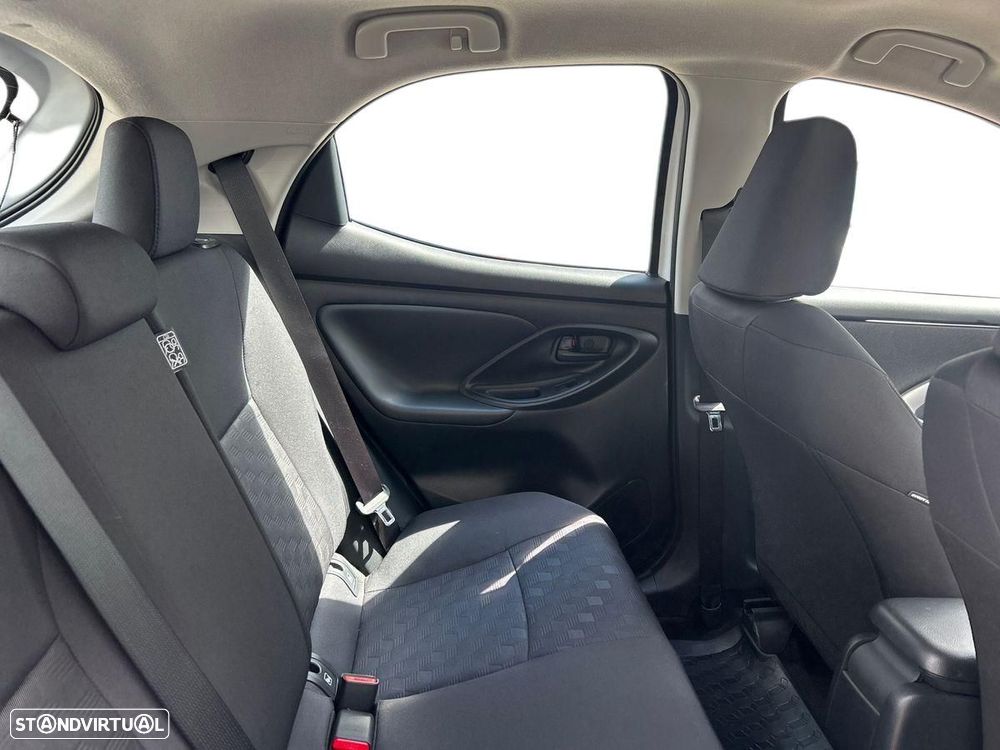 Toyota Yaris - 14