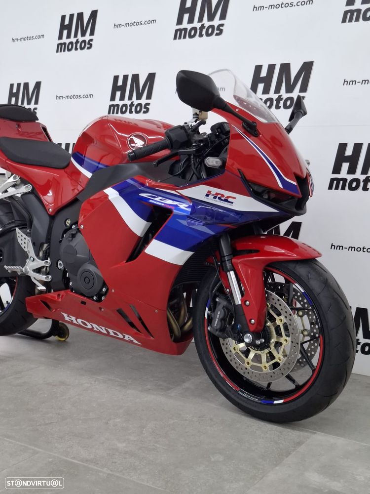 Honda CBR 600RR - 11