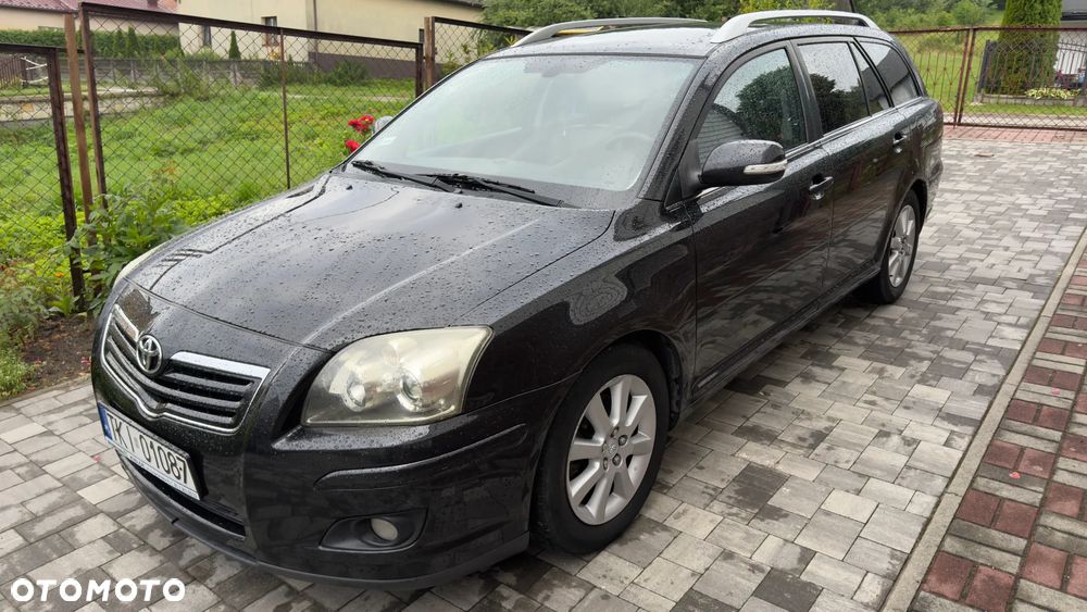 Toyota Avensis 2.0 D-4D Premium - 1