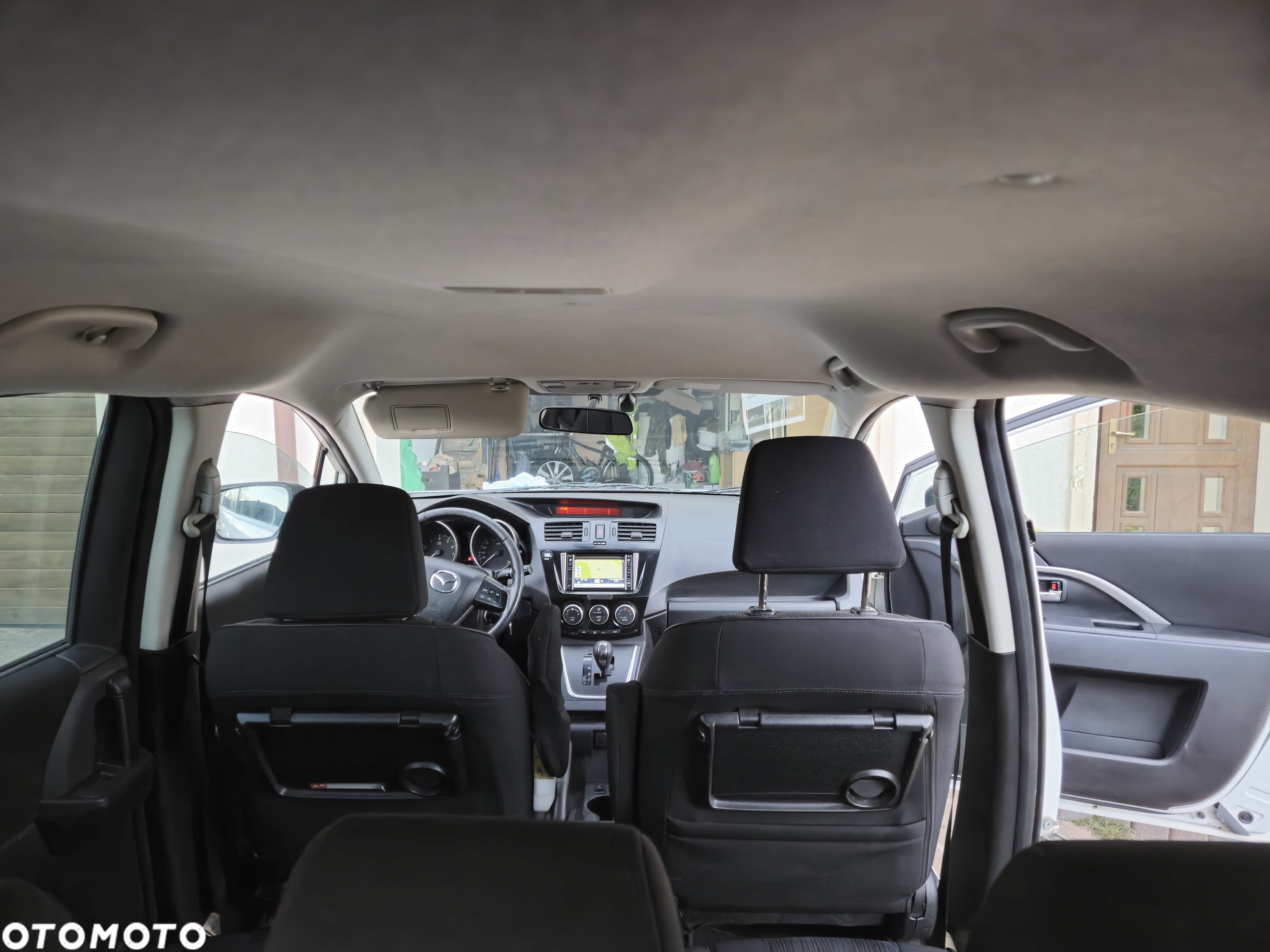 Mazda 5 - 8