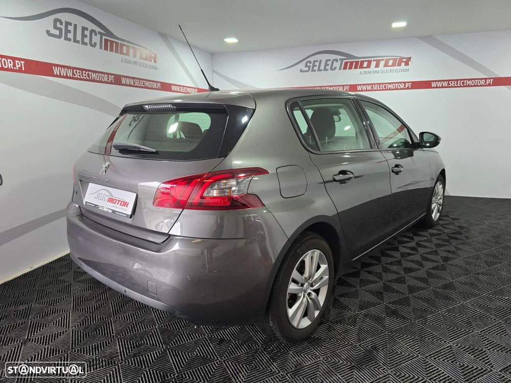Peugeot 308 2019 photo 4