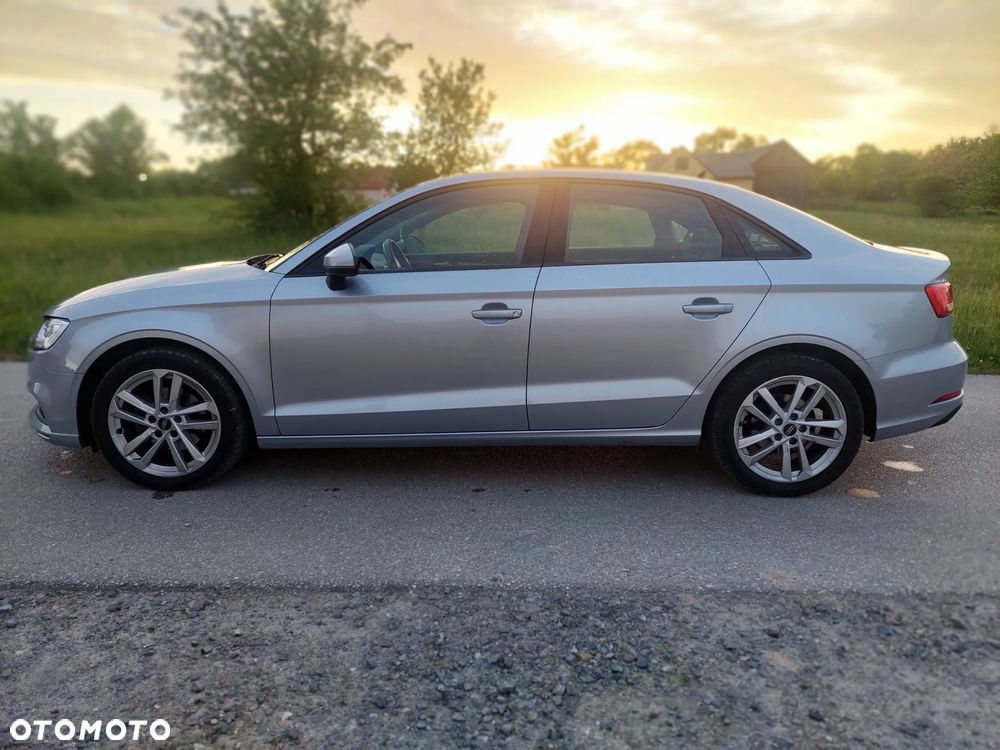 Audi A3 Limousine 30 TDI - 2