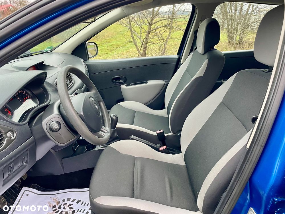 Renault Clio 1.2 16V Dynamique - 4