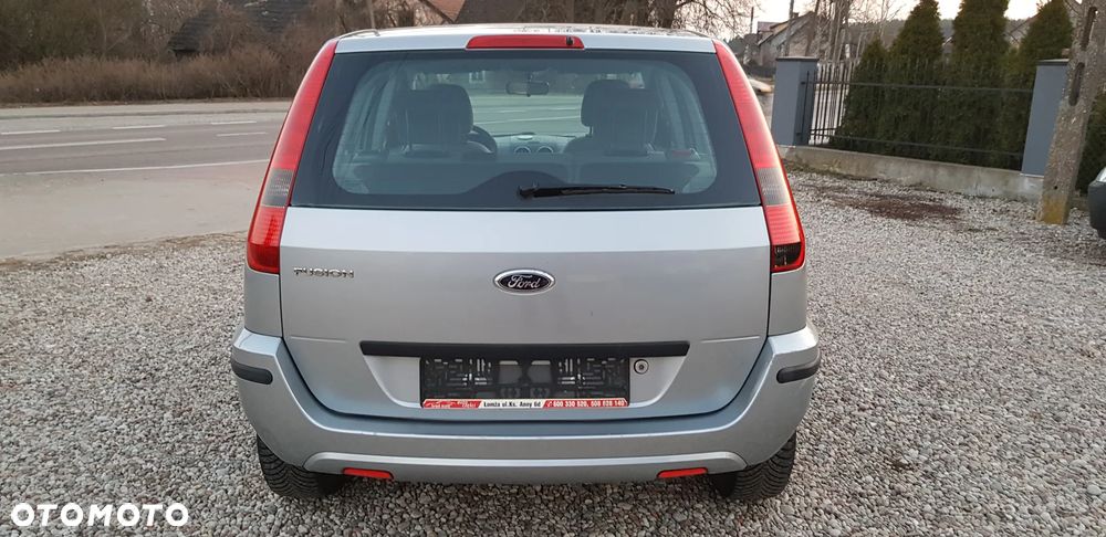 Ford Fusion - 5