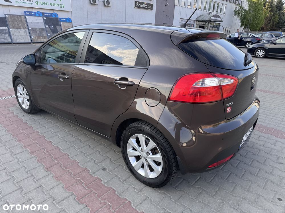 Kia Rio 1.4 Automatik Spirit - 4