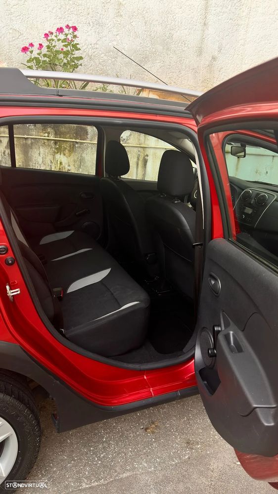 Dacia Sandero 1.5 dCi Stepway - 14