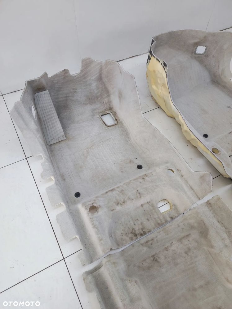 DYWAN WYKŁADZINA PODŁOGA EU VOLVO XC60 II 2 - 8
