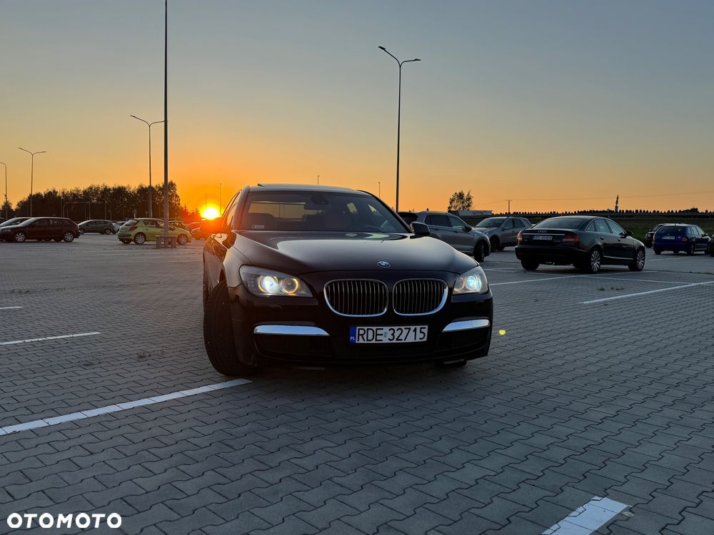 BMW Seria 7 740d - 3