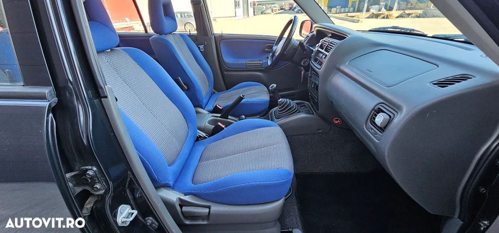 Suzuki Grand Vitara 2.0 Comfort Style - 15