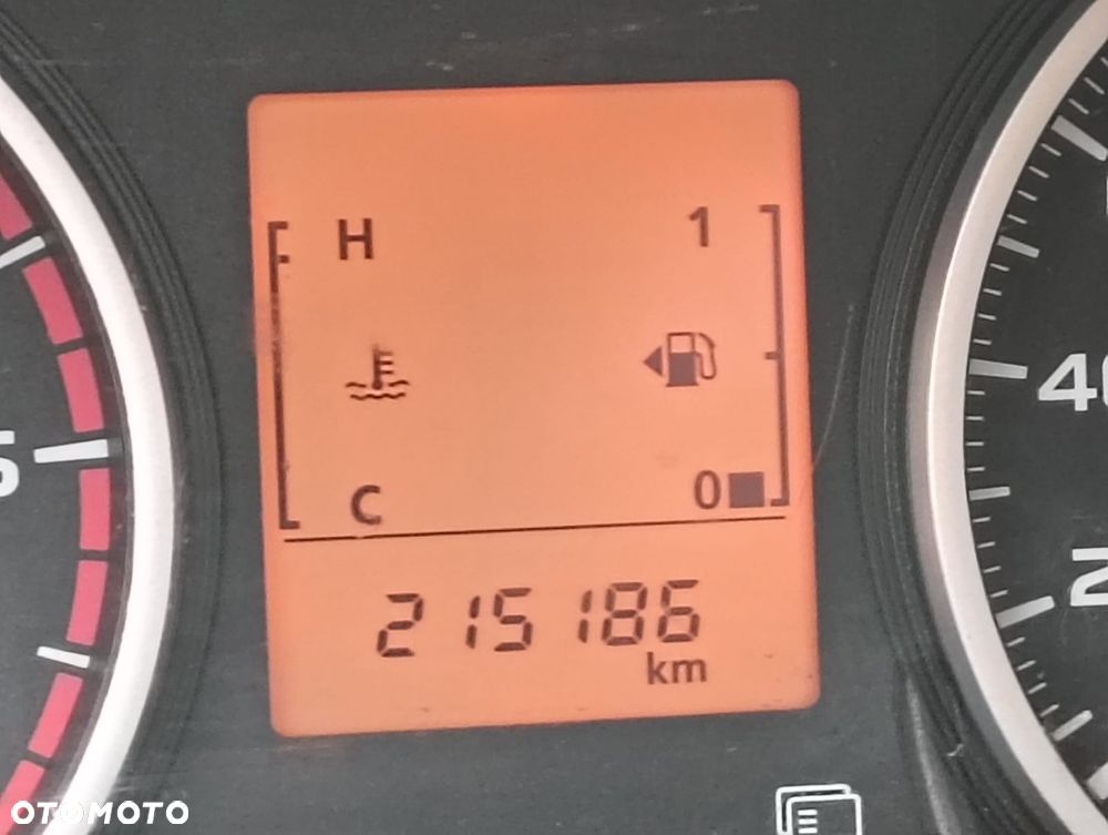 Mitsubishi L200 2.4 d CC Invite - 8