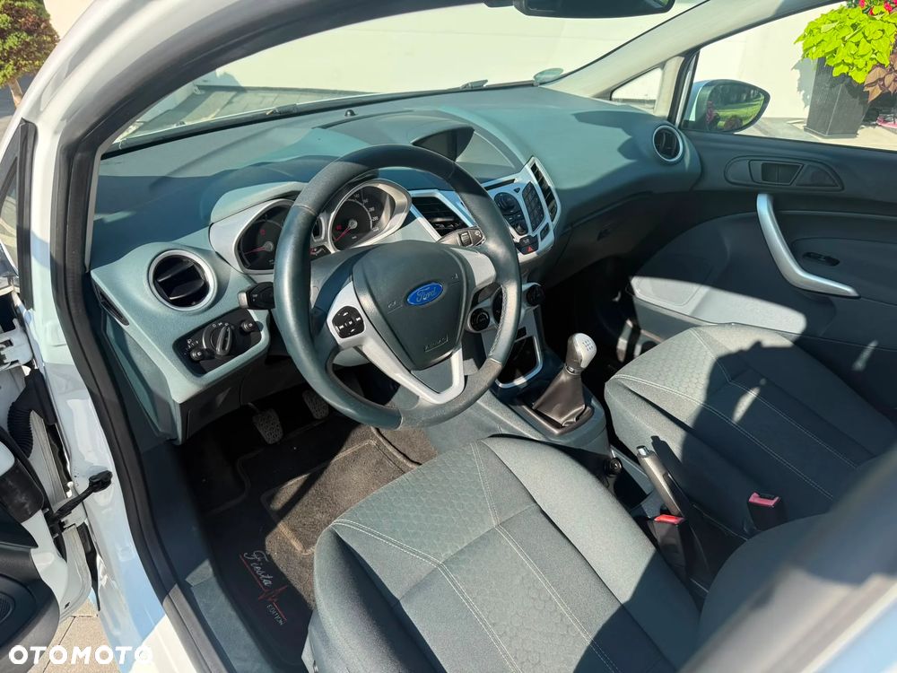 Ford Fiesta 1.25 Titanium - 14