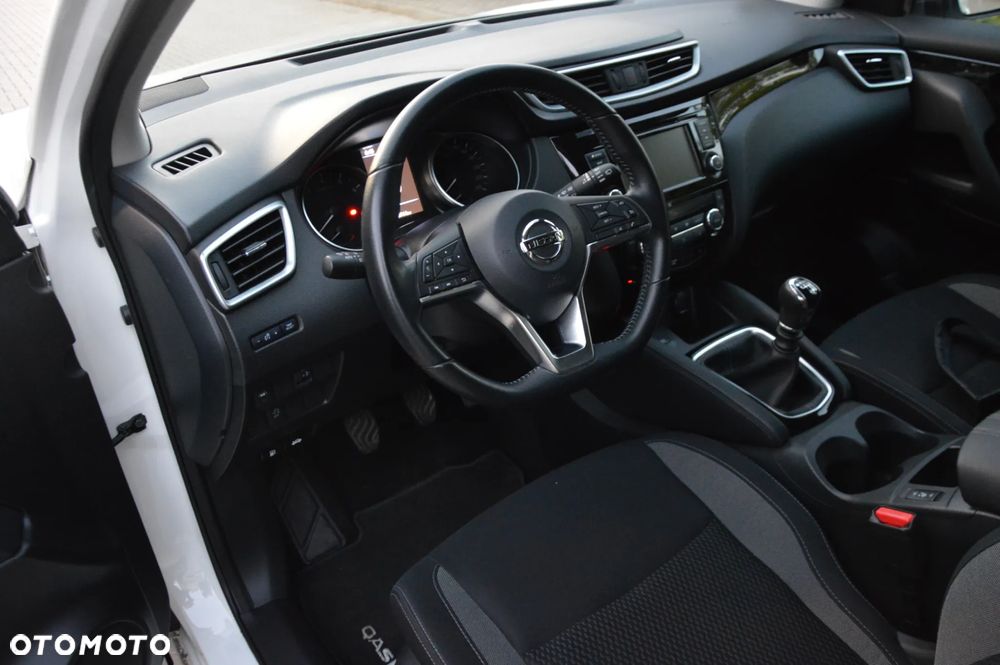 Nissan Qashqai 1.3 DIG-T Acenta EU6d - 19