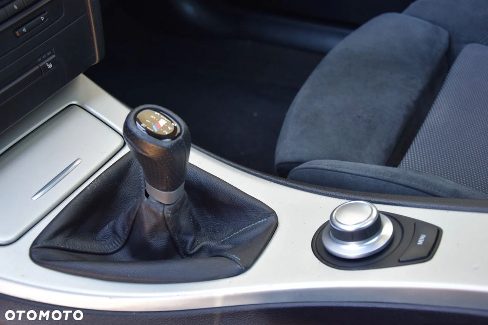 BMW Seria 3 318i - 29