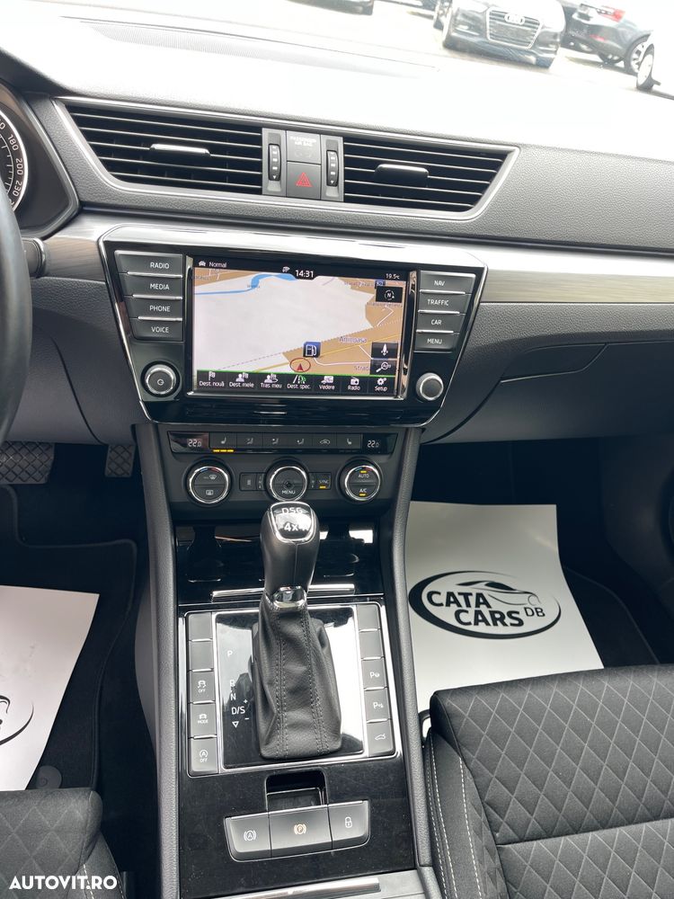 Skoda Superb 2.0 TDI 4X4 DSG Style - 33