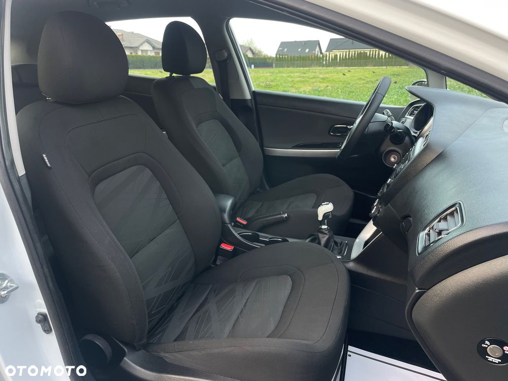 Kia Ceed 1.4 CVVT Attract - 17