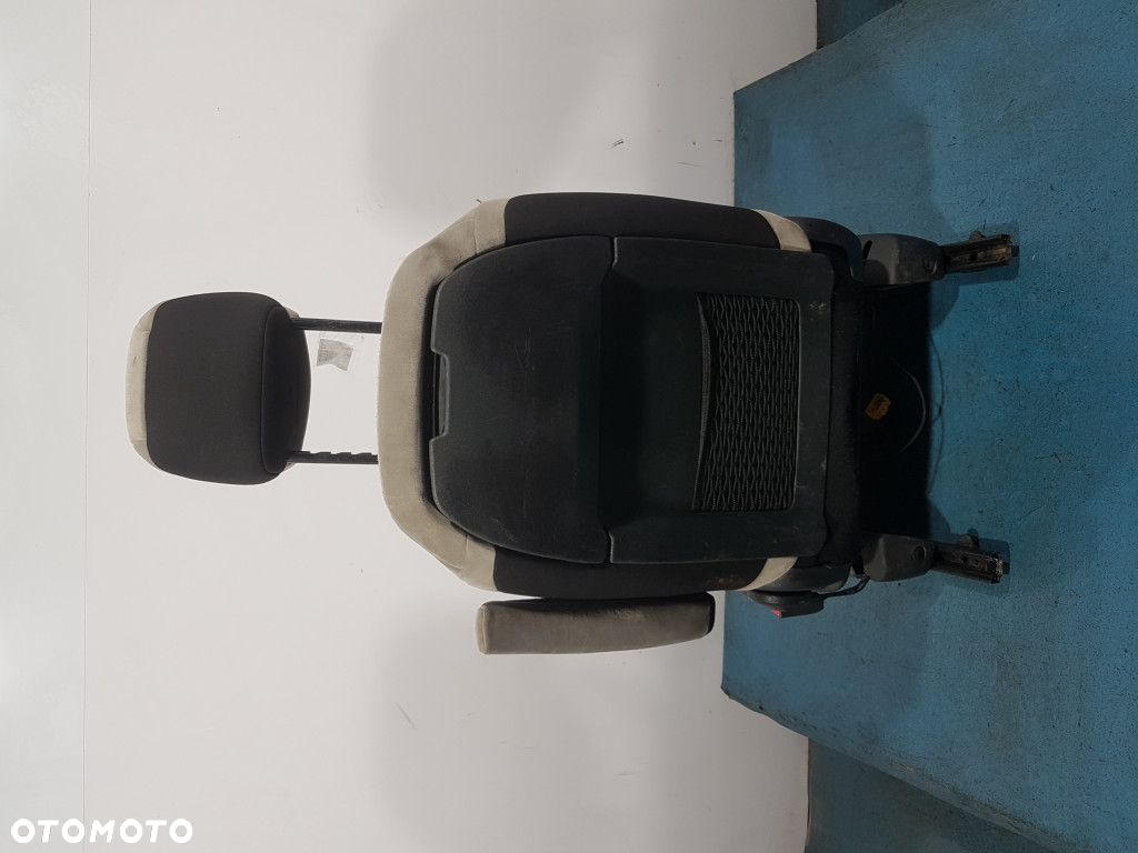 CITROEN C4 GRAND PICASSO I FOTEL PASAŻERA. - 4