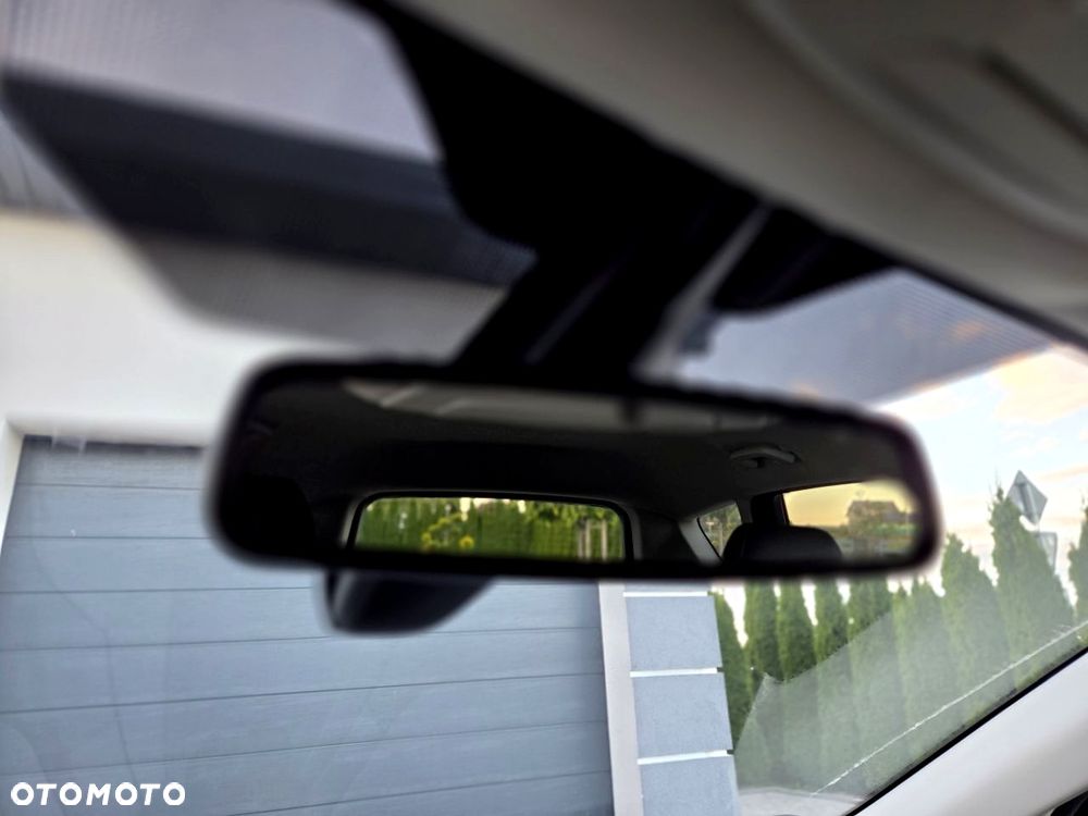 Ford Kuga 1.5 EcoBoost 2x4 SYNC - 29