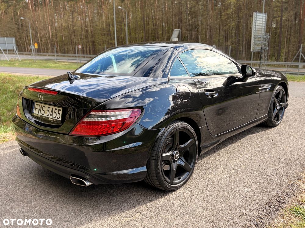Mercedes-Benz SLK 350 (BlueEFFICIENCY) 7G-TRONIC CarbonLOOK Edition - 3