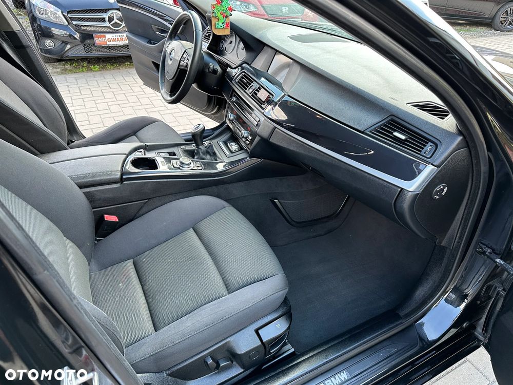 BMW Seria 5 - 22