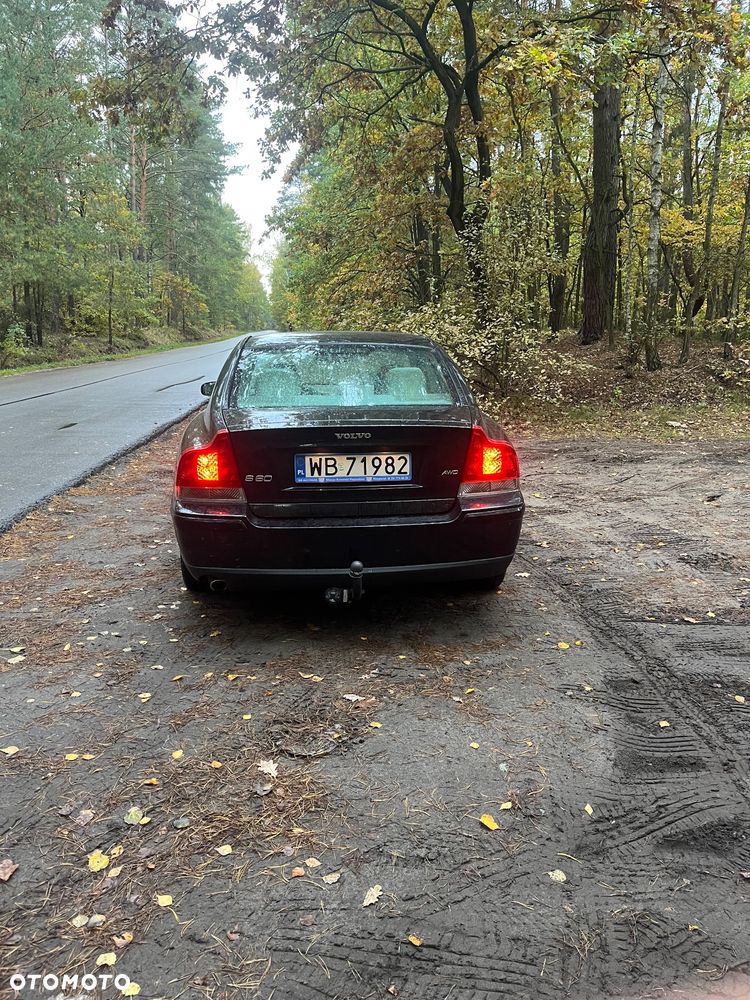 Volvo S60 2.5T AWD Rubin - 4