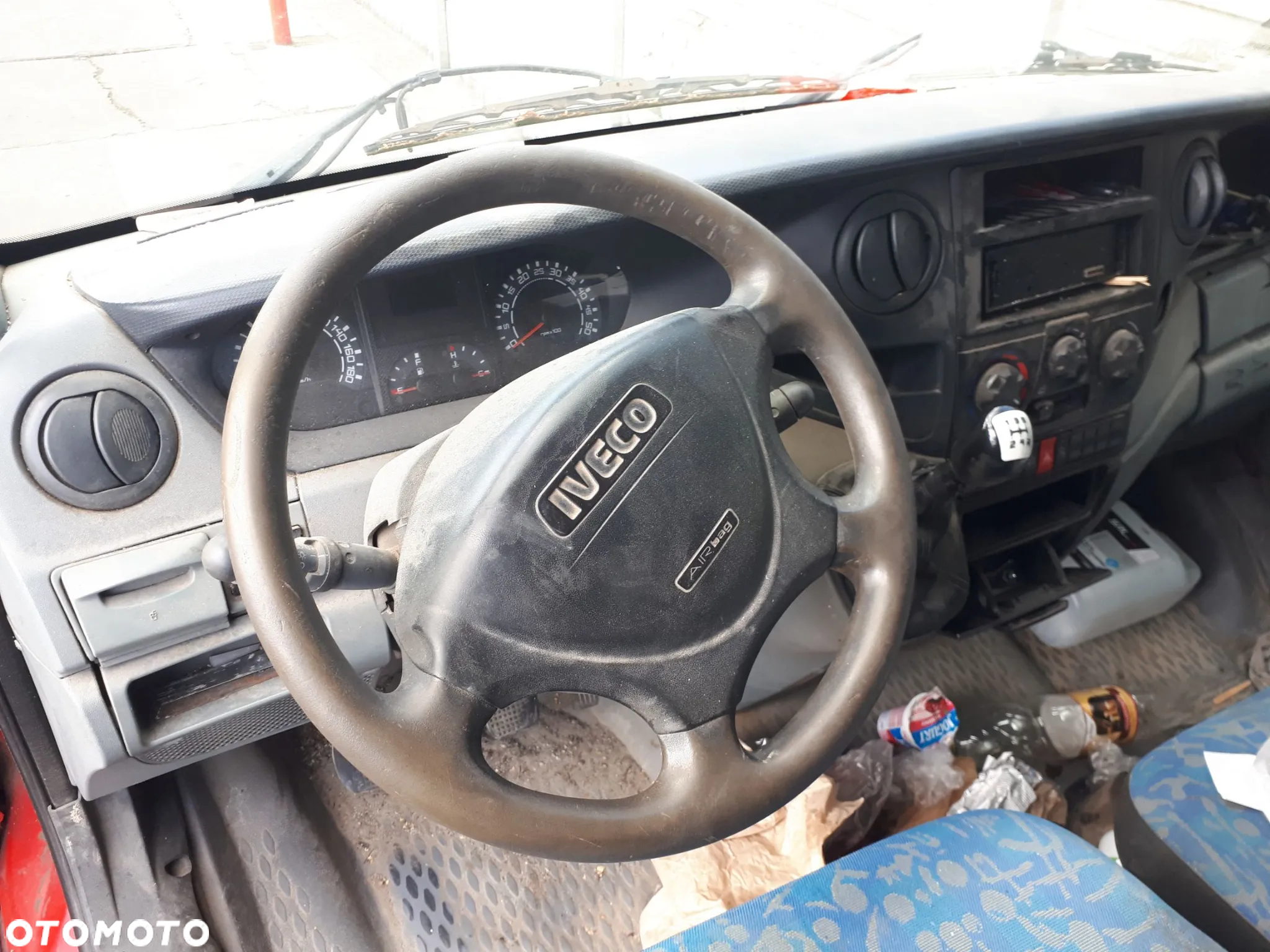 IVECO DAILY III LIFT IV 06-11 BŁOTNIK PRZÓD PRZEDNI PRAWY LEWY - 17