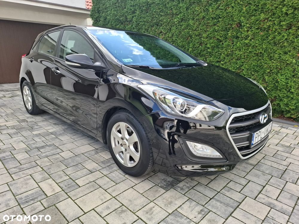 Hyundai i30 blue 1.4 YES Gold - 6