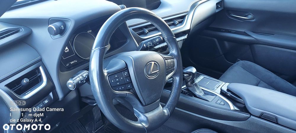 Lexus UX 200 GPF Business 2WD - 8