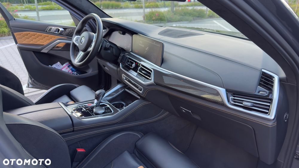 BMW X6M M - 19