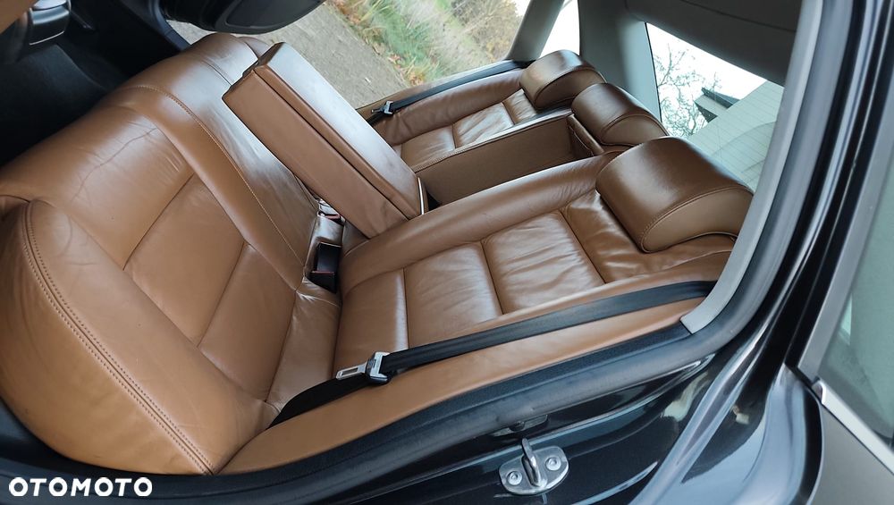 Audi A4 Limousine - 14