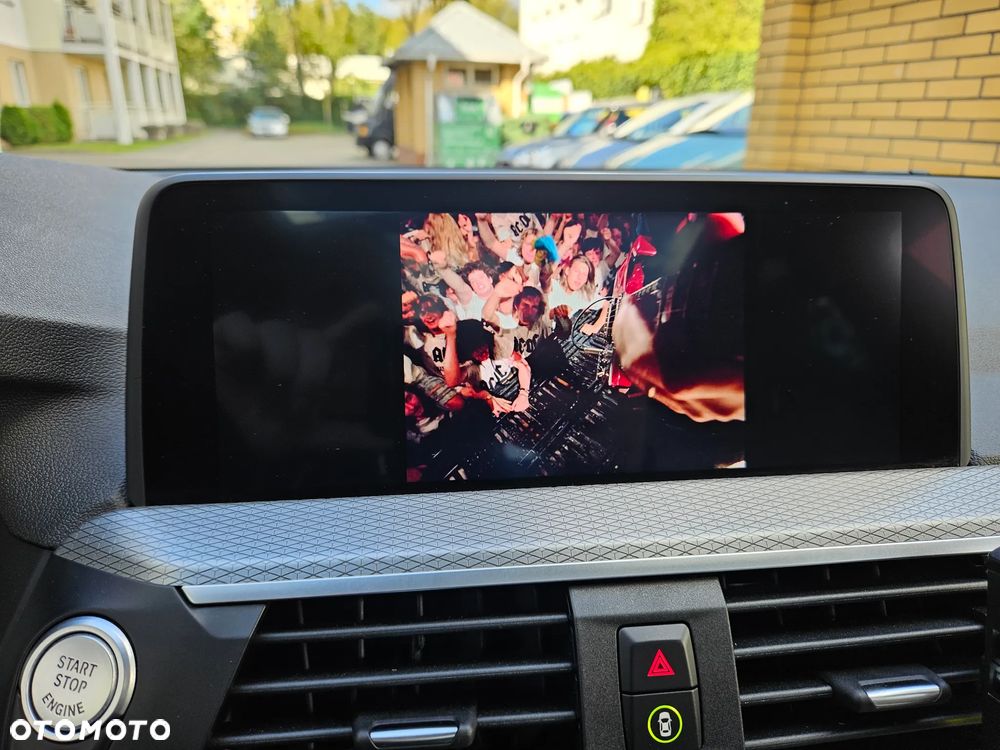 BMW X3 xDrive20d - 27