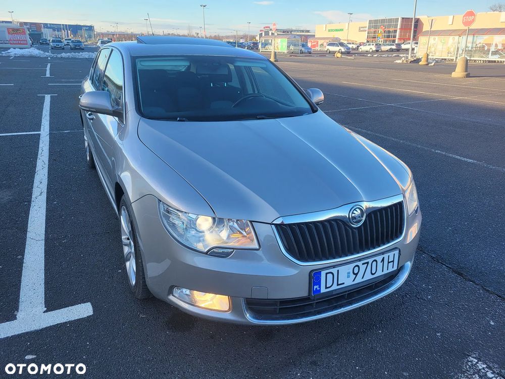 Skoda Superb 1.8 TSI Exclusive - 8