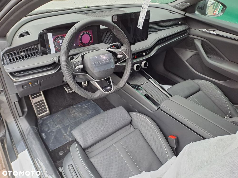 Skoda Superb 2.0 TDI SCR 4x4 Sportline DSG - 6