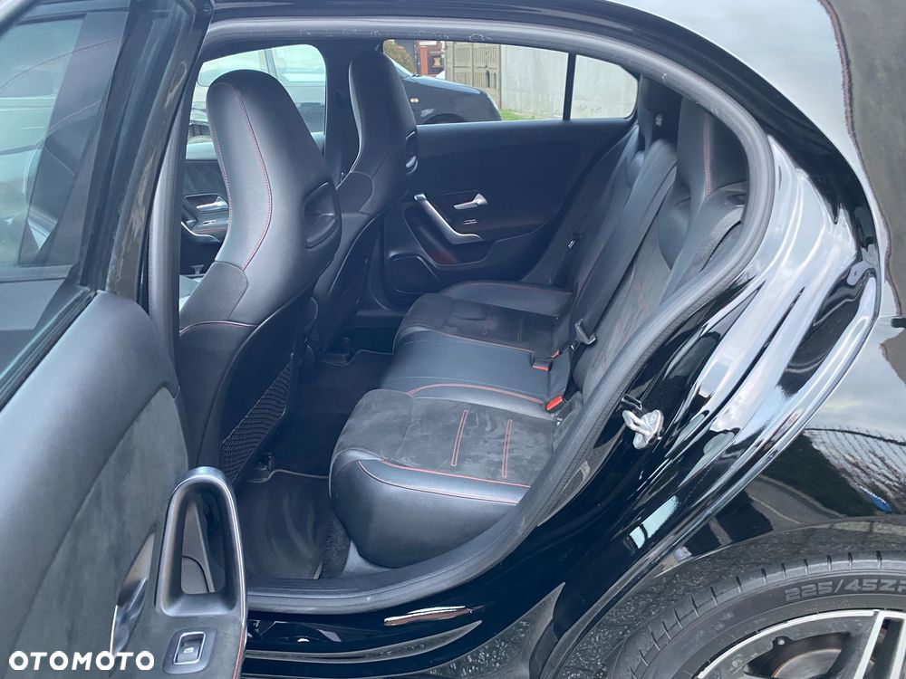 Mercedes-Benz Klasa A ver-200-d-8g--dct-amg-line - 16