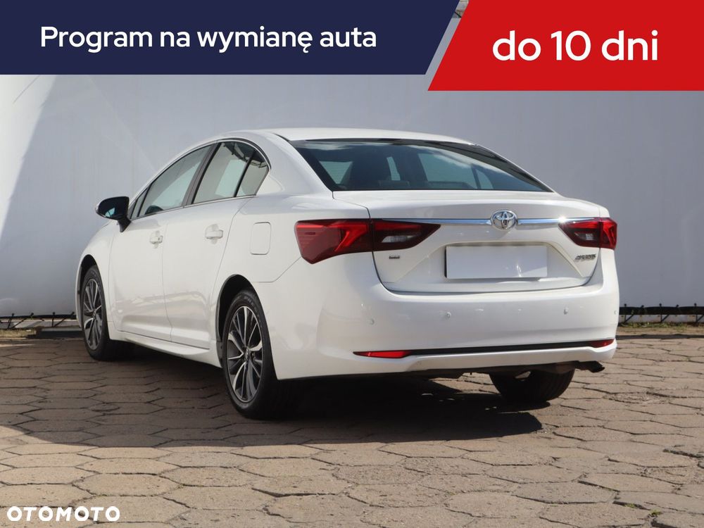 Toyota Avensis - 6