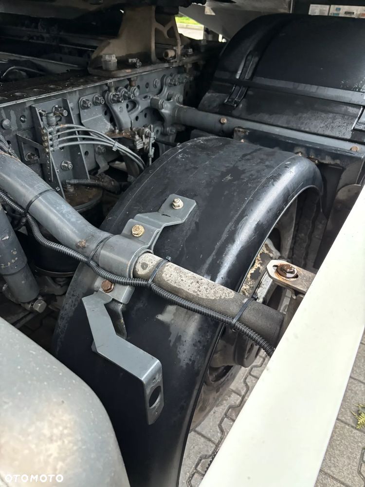 Mercedes-Benz Actros MP5 - 8