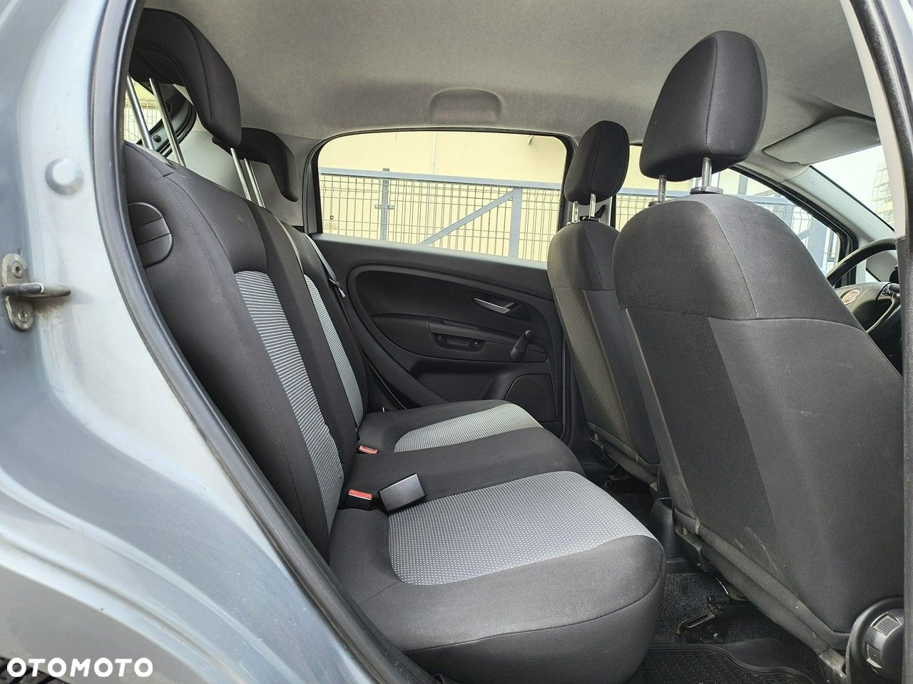 Fiat Grande Punto - 13