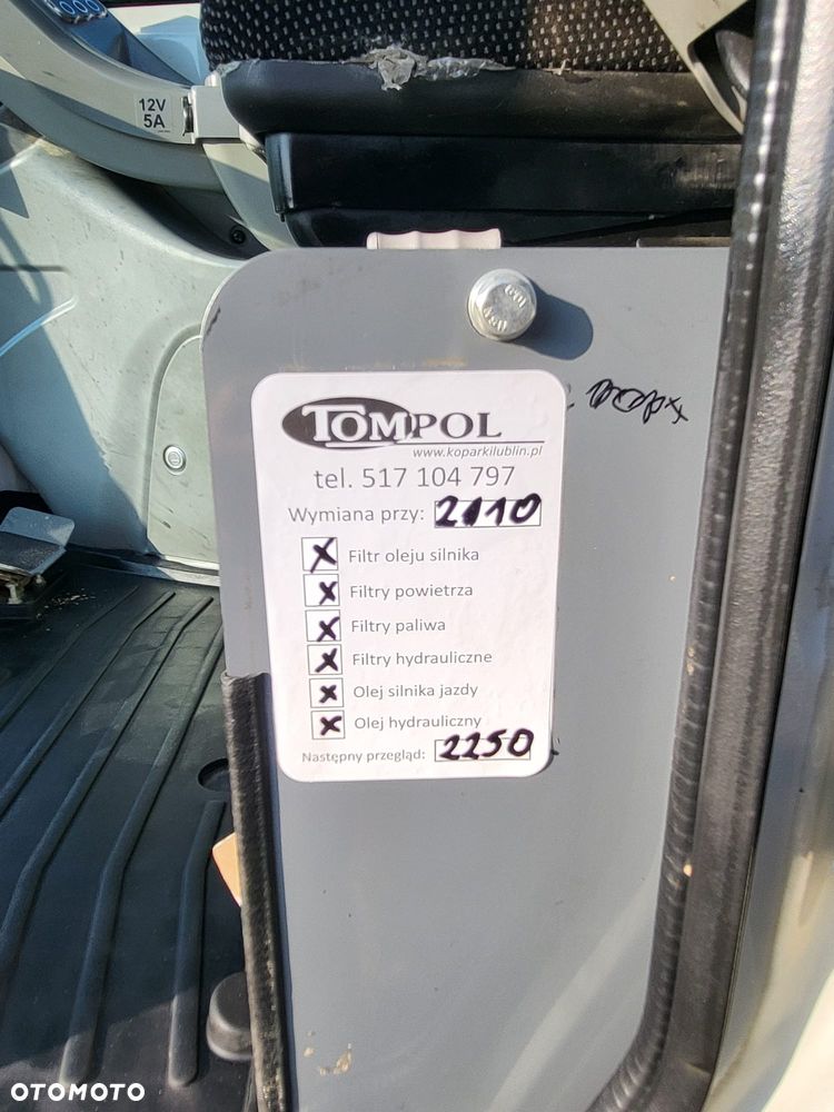 Takeuchi TB216 V0 - 7