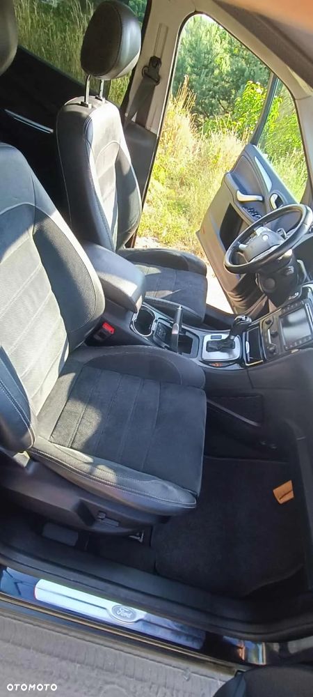 Ford S-Max 2.0 TDCi DPF Titanium - 10